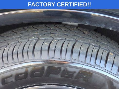 Certified 2023 Dodge Durango GT image 11