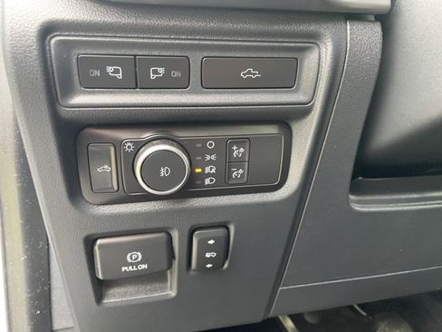 Used 2021 Ford F150 Lariat w/ Equipment Group 502A High image 20