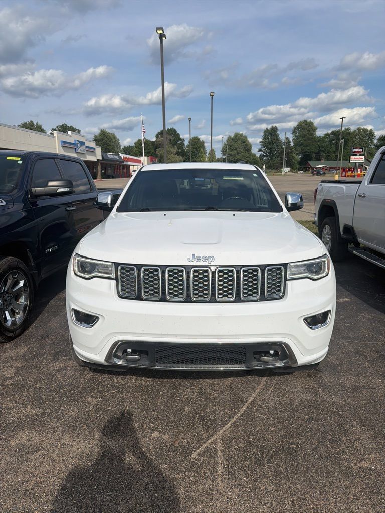 Used 2020 Jeep Grand Cherokee Overland AWD/4WD image 5