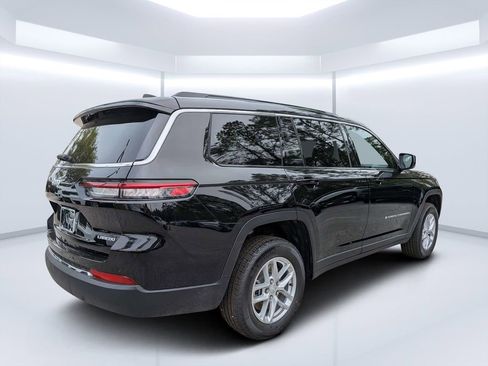 New 2026 Jeep Grand Cherokee L Laredo w/ Trailer Tow Package RWD image 3