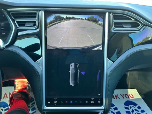 Used 2014 Tesla Model S 85 RWD image 23