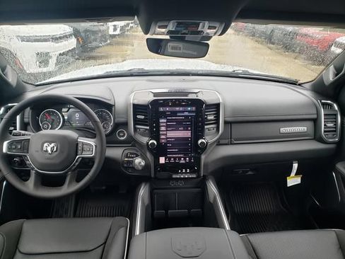 New 2026 RAM 1500 Laramie AWD/4WD image 8