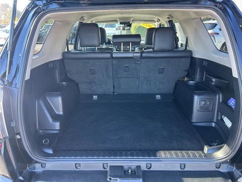 Used 2023 Toyota 4Runner TRD Off-Road Premium image 8