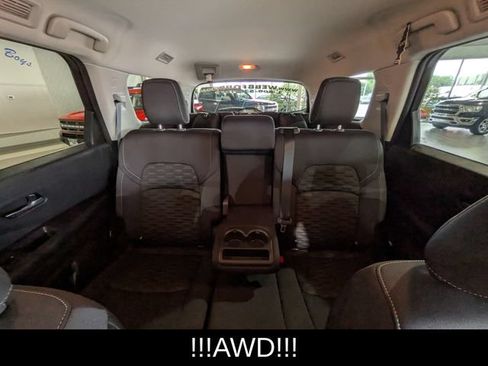 Used 2022 Nissan Pathfinder SV AWD/4WD image 20