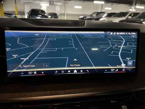 New 2026 BMW X5 xDrive50e image 18