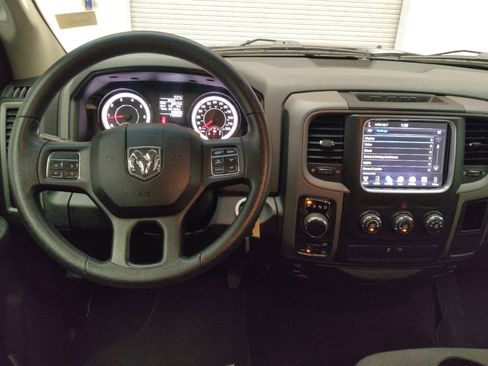 Used 2016 RAM 1500 Express AWD/4WD image 22
