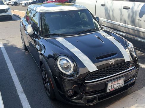 Used 2021 MINI Cooper S FWD image 2
