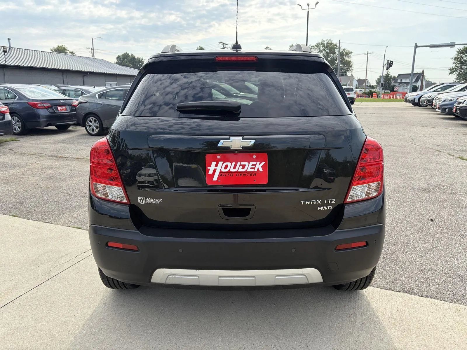 Used 2016 Chevrolet Trax LTZ w/ Midnight Edition AWD/4WD image 7