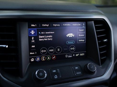 Used 2023 GMC Acadia AT4 w/ GMC Pro Grade Package image 13