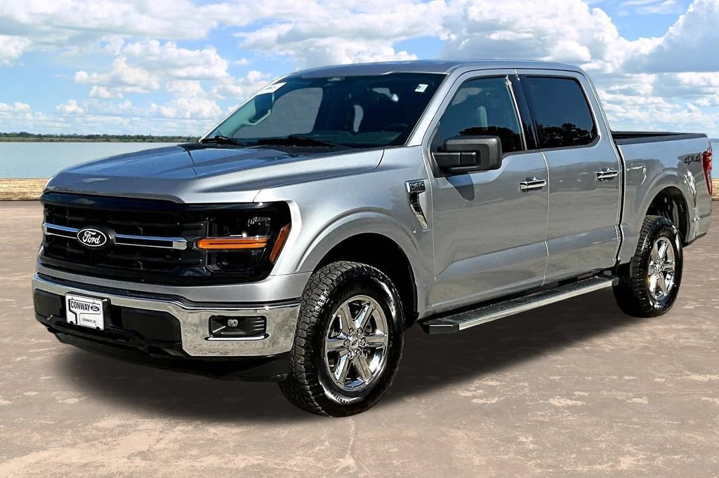 Used 2025 Ford F150 XLT w/ Equipment Group 301A Standard AWD/4WD image 4