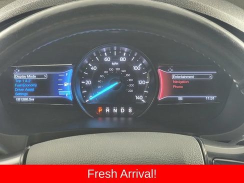 Used 2017 Ford Explorer XLT w/ Equipment Group 202A AWD/4WD image 28