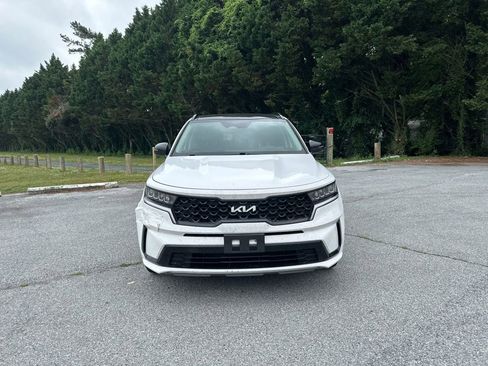 Used 2023 Kia Sorento S w/ Panoramic Sunroof Package FWD image 2