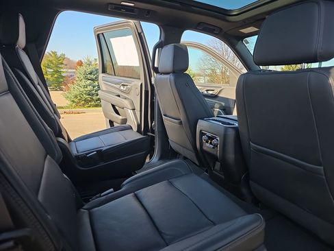 Certified 2022 GMC Yukon Denali AWD/4WD image 11