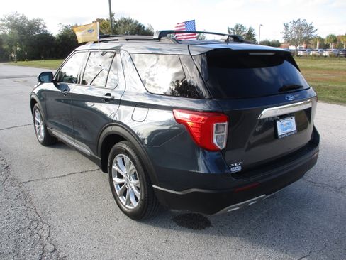 Certified 2024 Ford Explorer XLT w/ Equipment Group 202A image 5