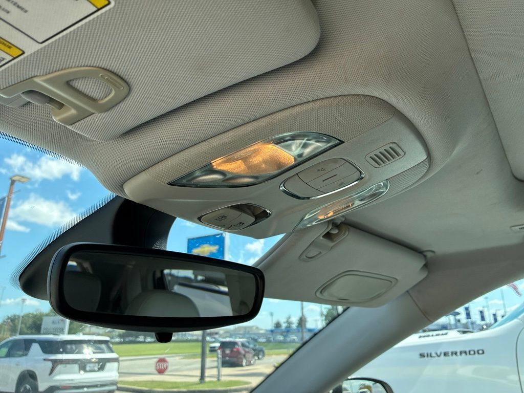 Used 2019 Jeep Compass Latitude FWD image 34