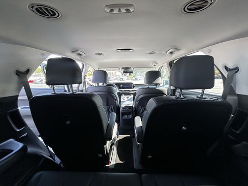 Used 2025 Hyundai Palisade SEL AWD/4WD image 22