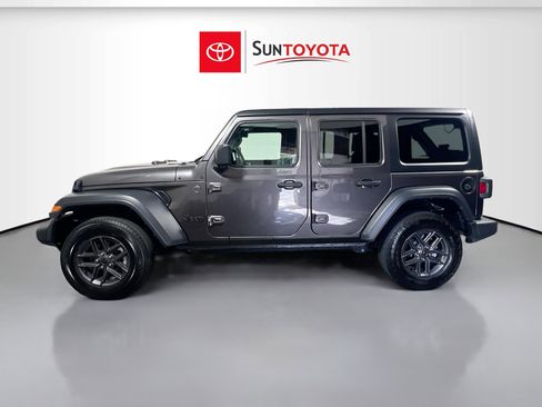 Used 2024 Jeep Wrangler Sport S image 7