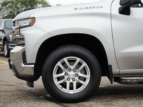 Used 2019 Chevrolet Silverado 1500 LT w/ All-Star Edition image 13