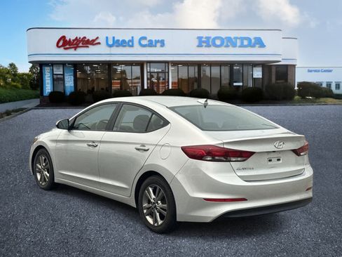 Used 2017 Hyundai Elantra Value Edition w/ Cargo Package FWD image 3