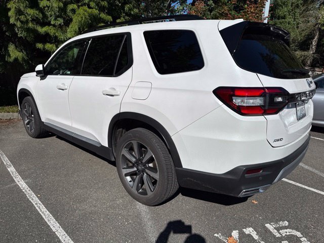 Certified 2024 Honda Pilot Elite image 4