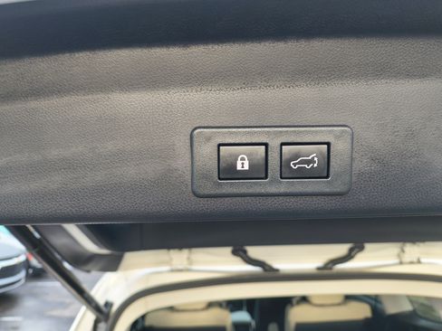 Used 2022 Subaru Ascent Premium w/ Convenience Package image 18