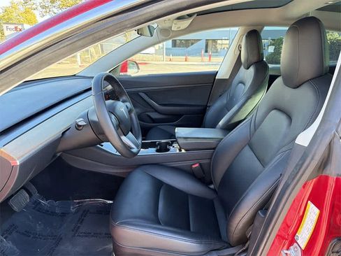 Used 2020 Tesla Model 3 Standard Range Plus image 26