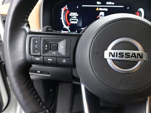 Used 2021 Nissan Rogue Platinum image 15