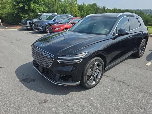 Used 2023 Genesis Electrified GV70 AWD/4WD image 4