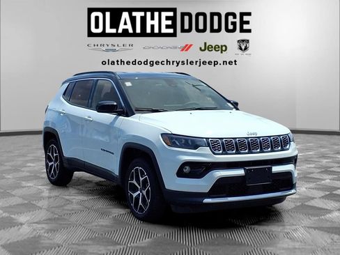 Used 2025 Jeep Compass Limited AWD/4WD image 32