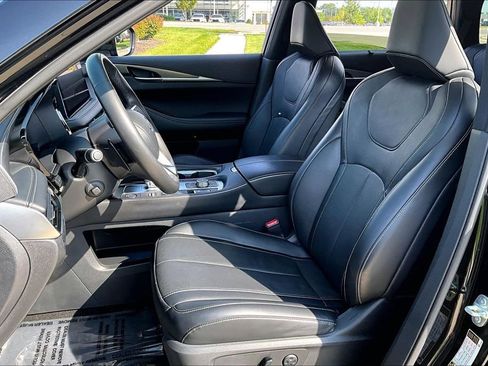 Certified 2023 INFINITI QX60 Luxe w/ Cargo Package AWD/4WD image 15