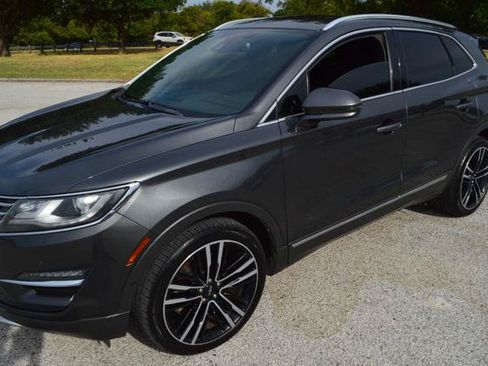 Used 2017 Lincoln MKC Reserve AWD/4WD image 4