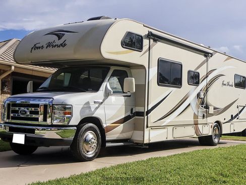 Used 2017 Ford E-450 and Econoline 450 Super Duty w/ Motorhome Prep Package RWD image 14