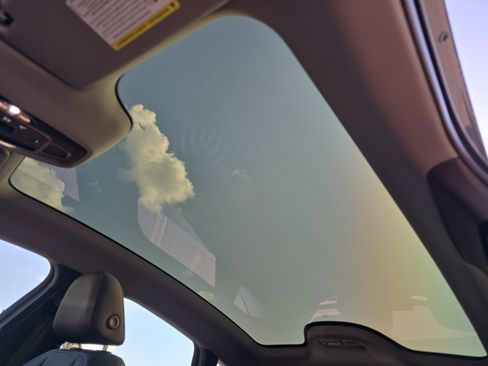 New 2025 Audi A6 e-tron Premium image 29