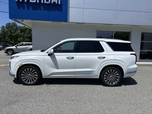 Certified 2025 Hyundai Palisade Calligraphy AWD/4WD image 6