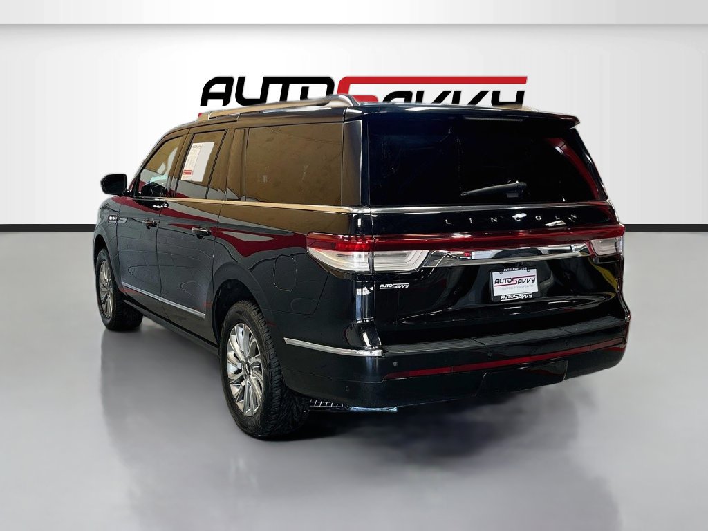 Used 2024 Lincoln Navigator L 4WD image 5