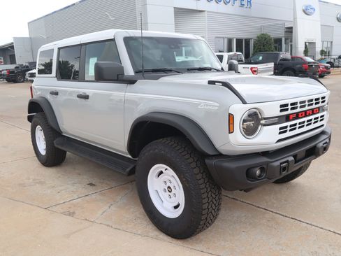New 2026 Ford Bronco Heritage Edition AWD/4WD image 1