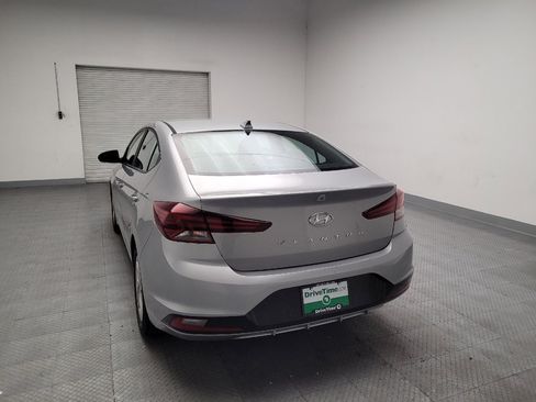 Used 2020 Hyundai Elantra SEL FWD image 6
