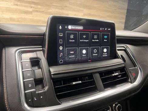 Used 2023 GMC Yukon XL AT4 w/ Max Trailering Package AWD/4WD image 9