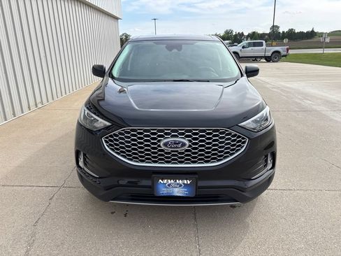 Used 2024 Ford Edge SEL w/ Convenience Package AWD/4WD image 2