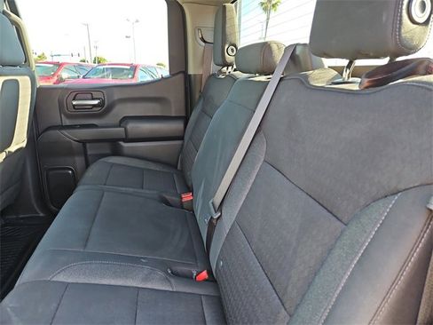 Used 2022 Chevrolet Silverado 1500 Custom image 12