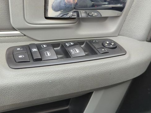 Used 2017 RAM 3500 Big Horn w/ Sport Appearance Group image 14