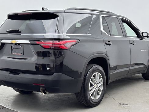 Used 2023 Chevrolet Traverse LT FWD image 7