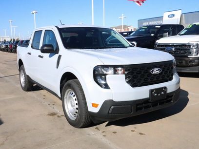 New 2025 Ford Maverick XL w/ Equipment Group 102A