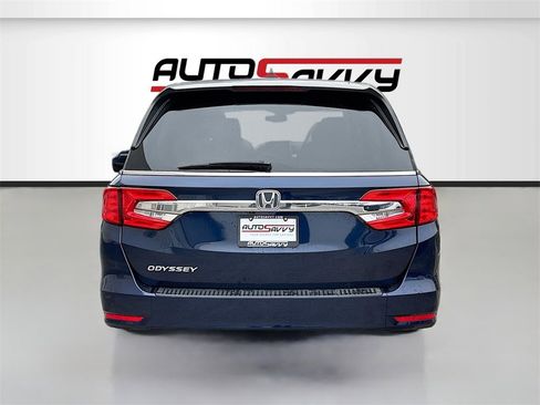 Used 2018 Honda Odyssey EX image 6