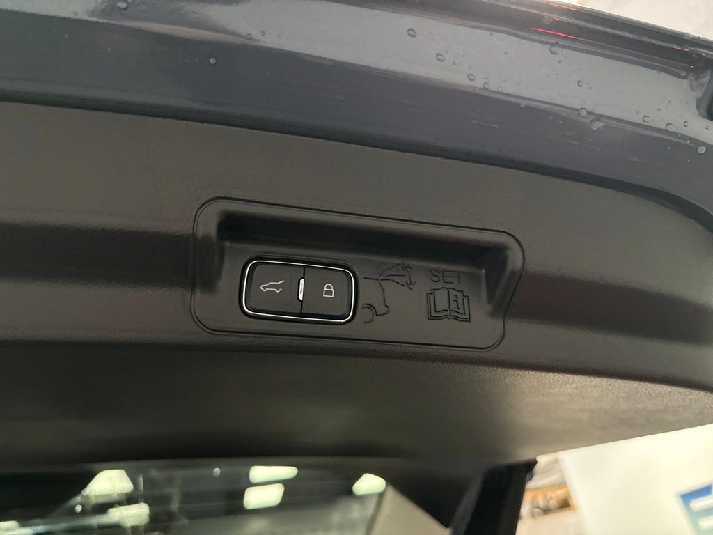New 2026 Ford Explorer Active AWD/4WD image 35
