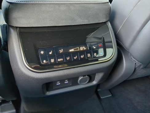 New 2026 INFINITI QX80 Autograph image 15