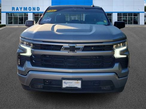Used 2023 Chevrolet Silverado 1500 RST w/ Convenience Package II image 3