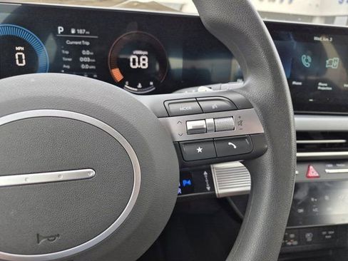 Used 2025 Hyundai Sonata SEL FWD image 18