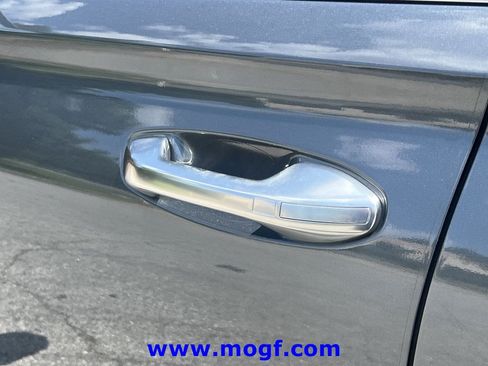 Used 2023 Hyundai Palisade SEL FWD image 34