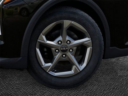 New 2026 Kia K4 LX image 9